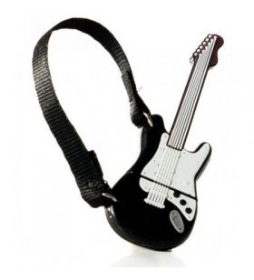 Pendrive 32GB Tech One Tech Guitarra Black and White USB 2.0 TEC5138-32TECH ONE TECH